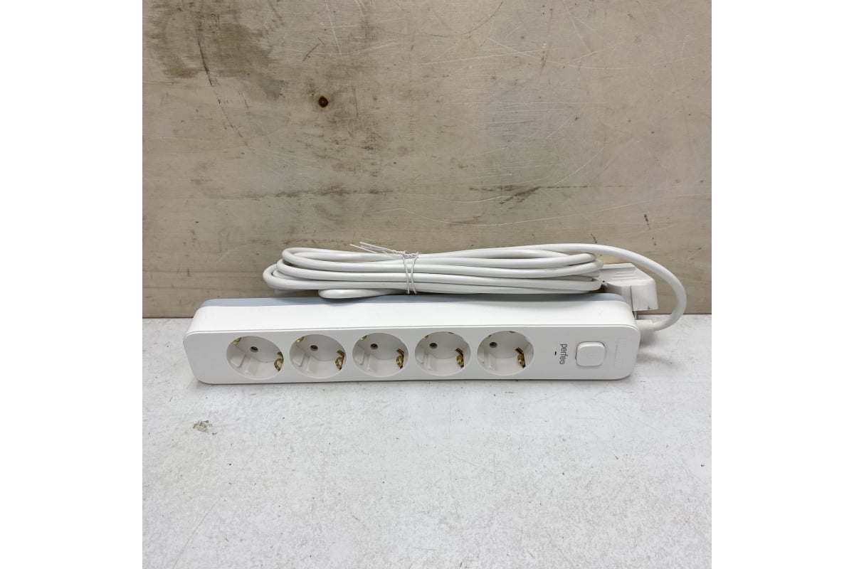 Perfeo сетевой фильтр "POWER STREAM", 2500W, 5,0м, 5 розеток, белый.
