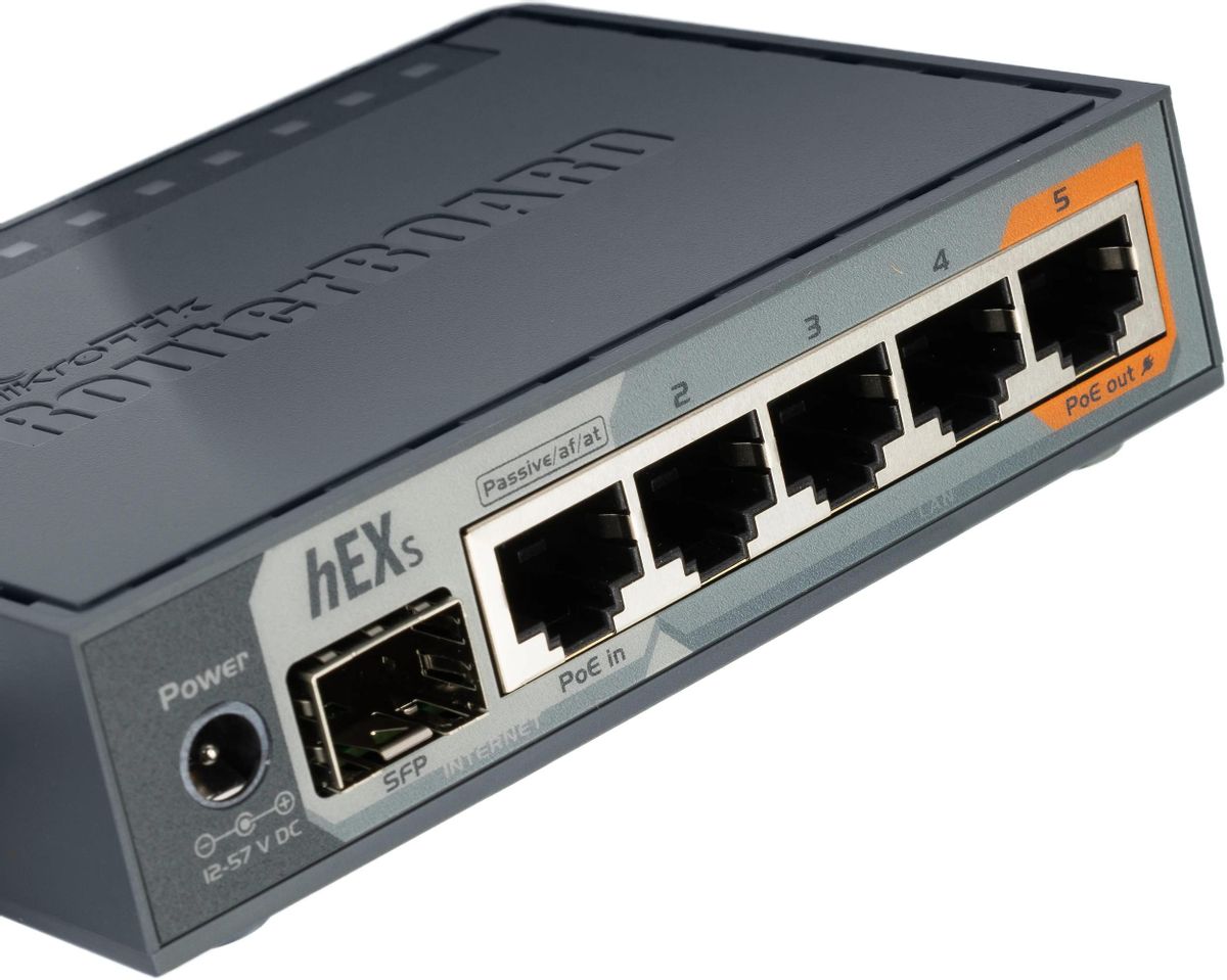 Маршрутизатор MikroTik hEX S (RB760iGS)
